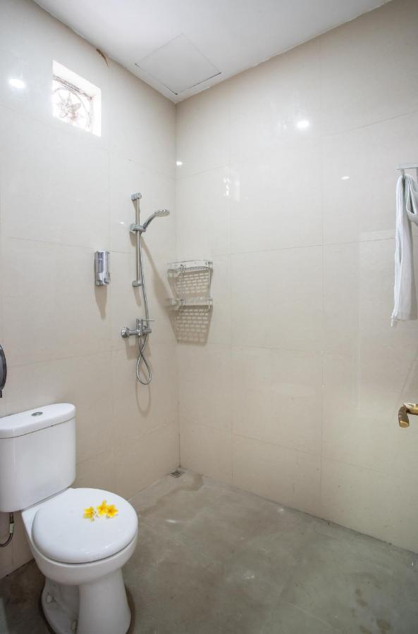 Lavanda Guesthouse/Homestay Jimbaran Extérieur photo